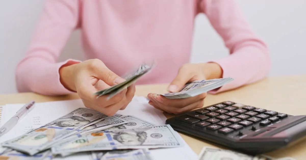 10 Financial Mistakes Every Young Person Should Avoid